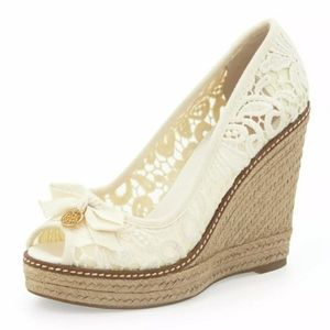 Tory Burch Flattering White Laced Heels